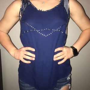 Pattern back embellished tank top